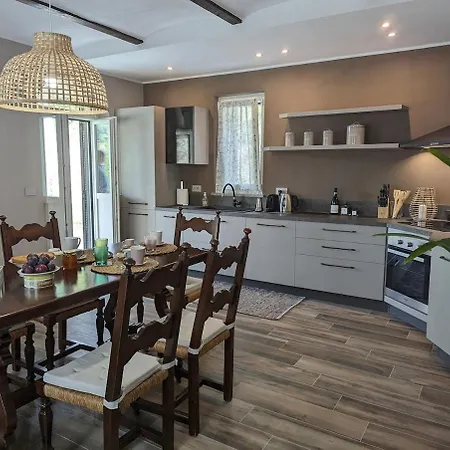 Grassi With Private Pool Nizza Monferrato *