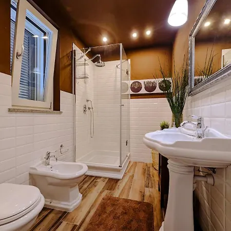 Grassi With Private Pool Nizza Monferrato *