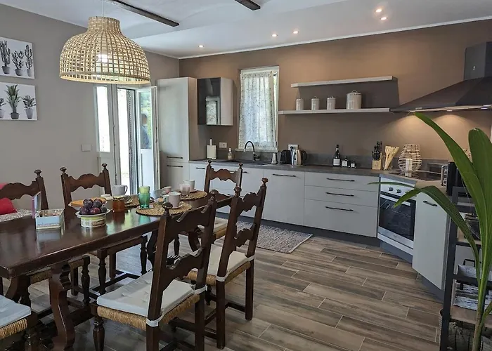 Grassi With Private Pool Nizza Monferrato *